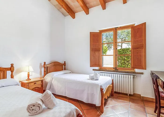 - 4661-28 Mallorca * Pollenca