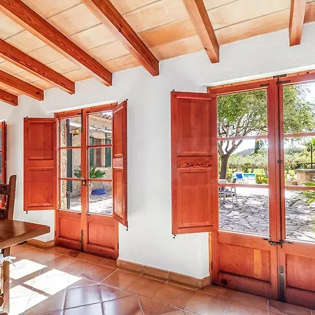 - 4661-28 Mallorca Villa Pollença